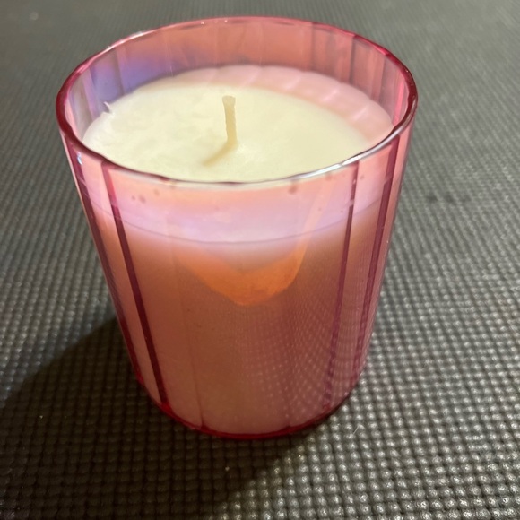 VIRAL!!! NEW Leoben Co. Amber & Saffron Vegan Soy Wax Blend Candle, 14.5 oz - Picture 2 of 3